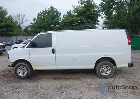 2021 Chevrolet Express Cargo Rwd 2500 Regular Wheelbase Wt z USA, uszkodzony, nr VIN 1GCWGAFPXM1149144